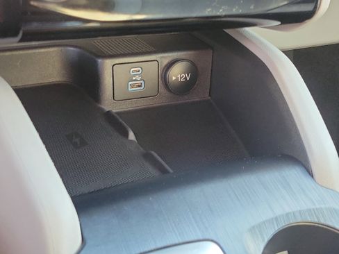 Used 2023 Ford Escape Active w/ Tech Pack #2 image 30