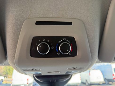 Used 2023 Ford Transit 350 XLT image 37