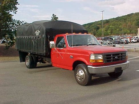 Used 1997 Ford F350 2WD Regular Cab image 2
