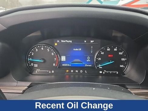 Used 2022 Ford Explorer Limited w/ Limited Technology Package image 16