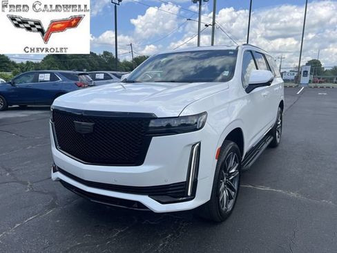 Certified 2023 Cadillac Escalade Sport Platinum AWD/4WD image 1