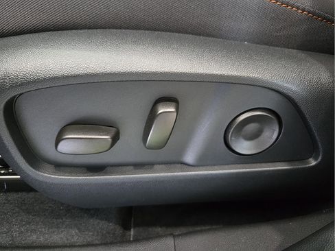 New 2026 Chevrolet Equinox ACTIV w/ Convenience Package III FWD image 13