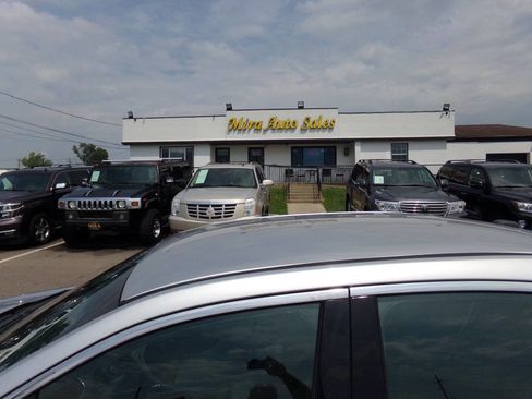 Used 2016 Ford Taurus SE image 5