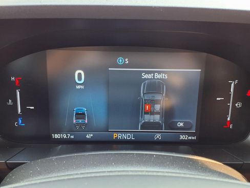 Certified 2025 Ford Maverick XL w/ Equipment Group 102A AWD/4WD image 25