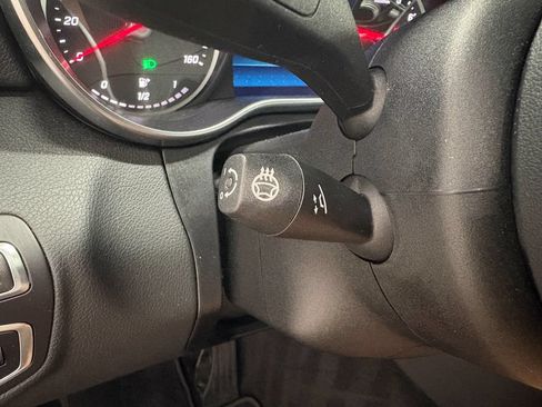 Used 2019 Mercedes-Benz C 300 4MATIC Sedan image 20