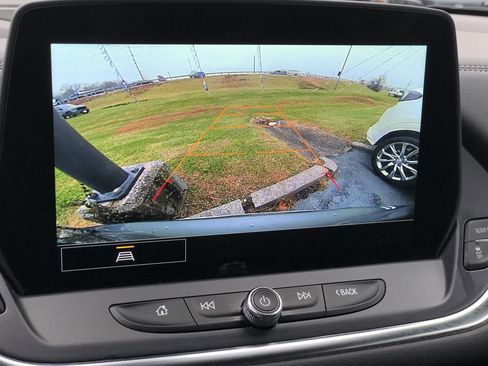 Used 2024 Chevrolet Blazer LT w/ Convenience Package image 21