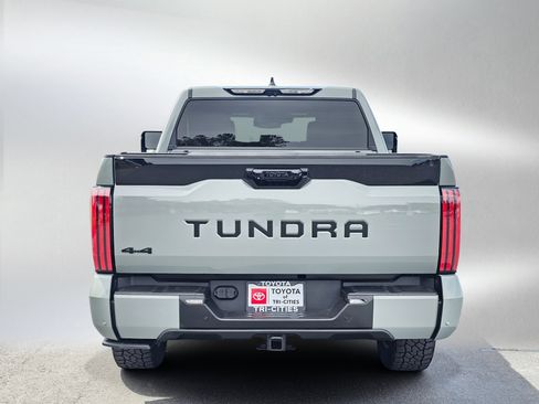 Used 2024 Toyota Tundra Platinum AWD/4WD image 4