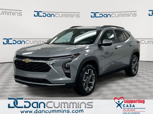 New 2026 Chevrolet Trax LT image 1