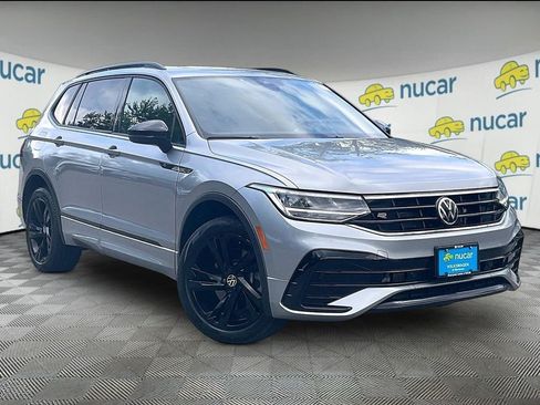 Used 2023 Volkswagen Tiguan SE R-Line AWD/4WD image 1