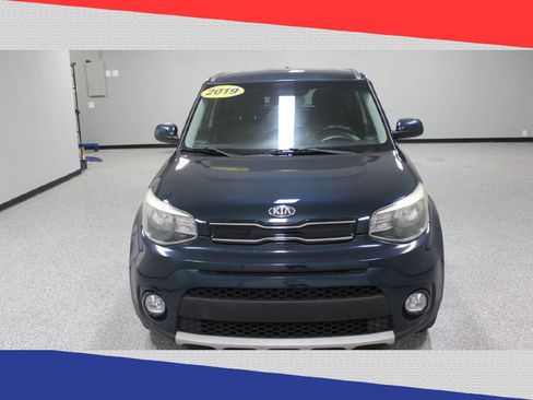 Used 2019 Kia Soul + image 8
