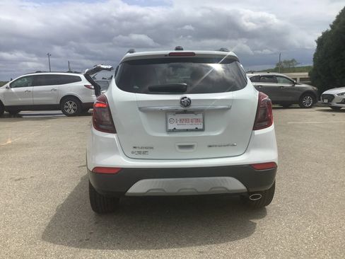 Used 2017 Buick Encore Essence FWD image 8