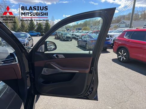 Used 2022 BMW ALPINA XB7 AWD/4WD image 53