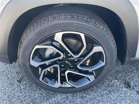 New 2026 Chevrolet Trax RS w/ Driver Confidence Package image 9