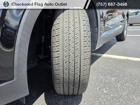 Used 2019 Hyundai Santa Fe Limited FWD image 11