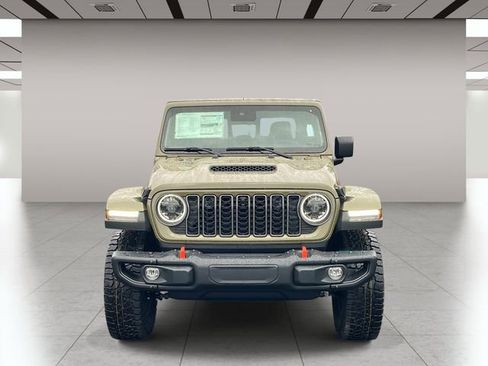 New 2025 Jeep Gladiator Mojave image 10