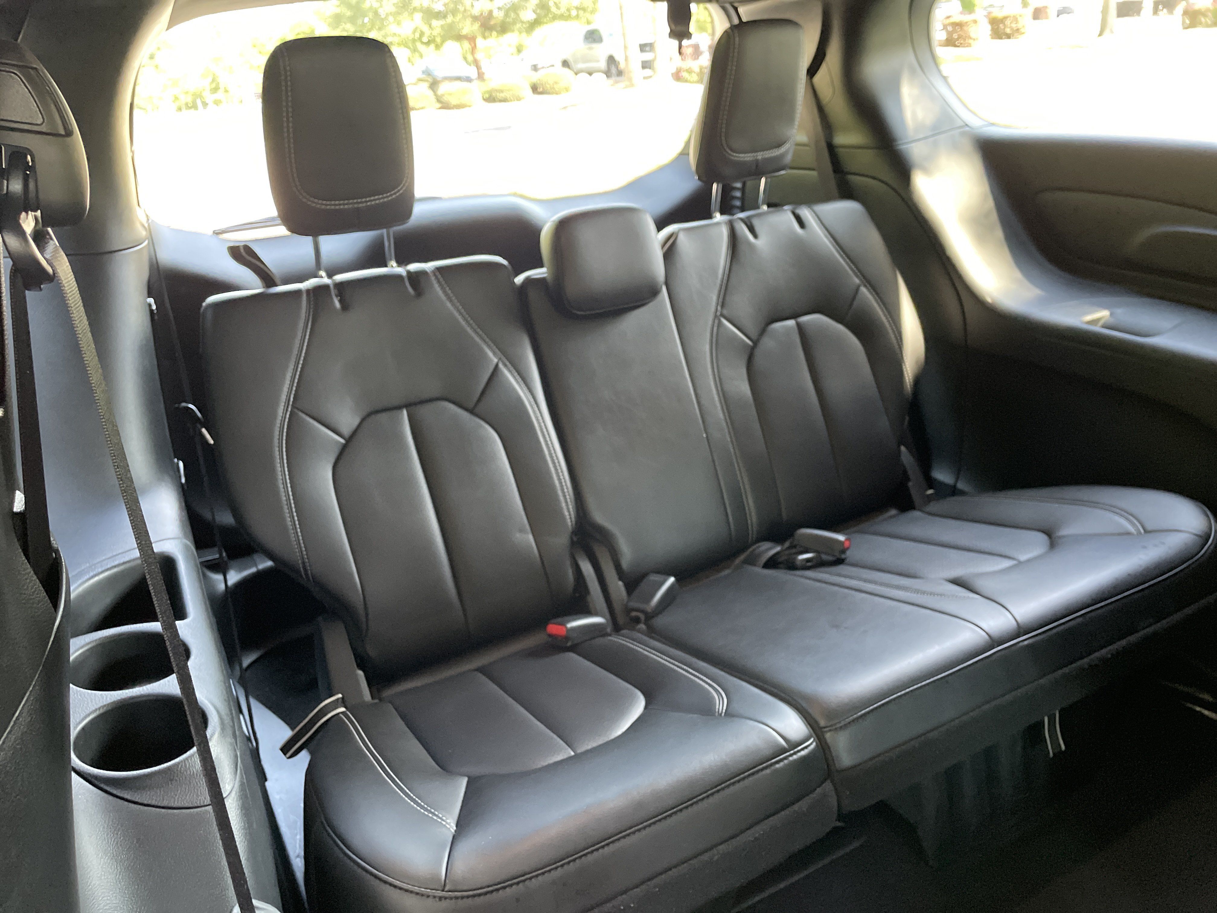 Used 2026 Chrysler Pacifica Select FWD image 29