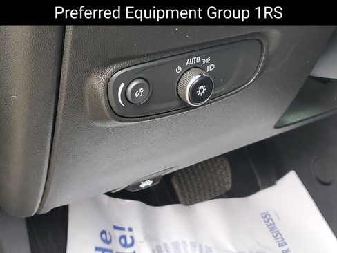 Certified 2023 Chevrolet Equinox RS AWD/4WD image 11