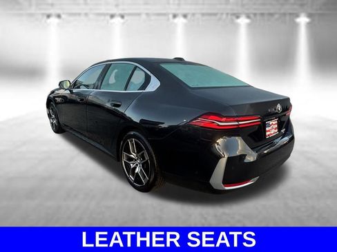 Used 2026 BMW 530i RWD image 6