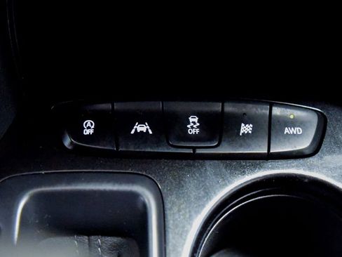 Used 2023 Chevrolet TrailBlazer LT w/ Convenience Package AWD/4WD image 24