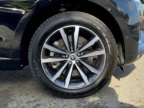 New 2026 Jaguar F-PACE R-Dynamic S image 13