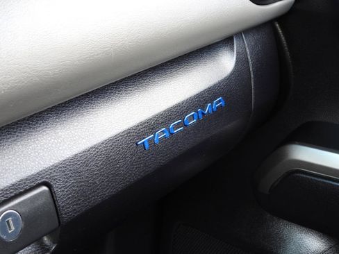 Used 2021 Toyota Tacoma SR5 RWD image 72