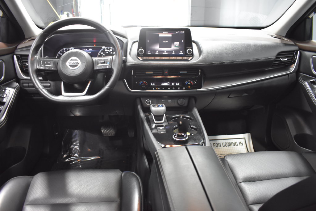 Used 2021 Nissan Rogue SV w/ Premium Package AWD/4WD image 13
