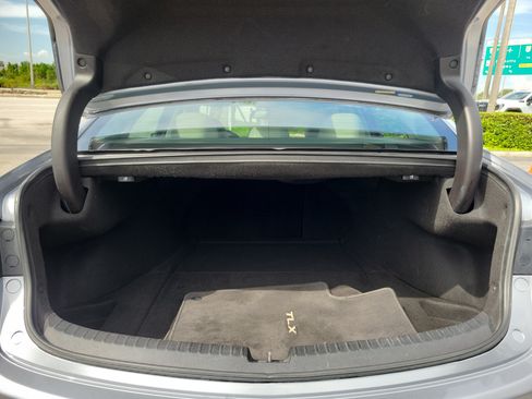 Used 2016 Acura TLX V6 FWD image 25