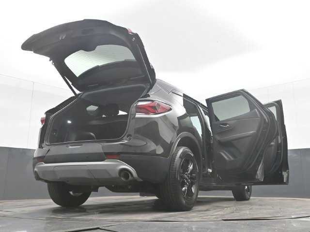 Used 2022 Chevrolet Blazer LT w/ Sound & Technology Package FWD image 53