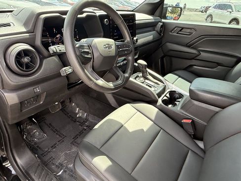 Used 2023 Chevrolet Colorado Trail Boss w/ Advanced Trailering Package AWD/4WD image 10