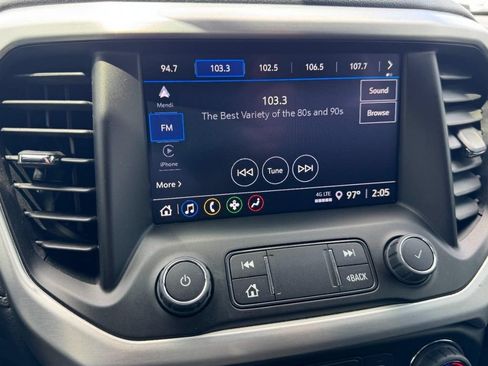 Used 2023 GMC Acadia SLE w/ Elevation Edition FWD image 20