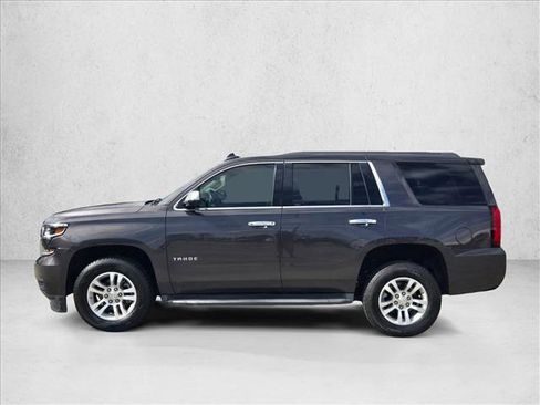 Used 2018 Chevrolet Tahoe LS w/ Enhanced Driver Alert Package image 9