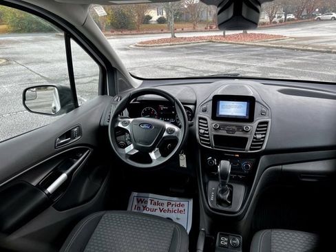 Used 2019 Ford Transit Connect XLT image 28