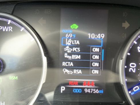 Used 2020 Toyota RAV4 XLE w/ Convenience Package AWD/4WD image 20