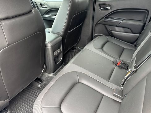 Used 2022 GMC Canyon AT4 w/ Trailering Package AWD/4WD image 13