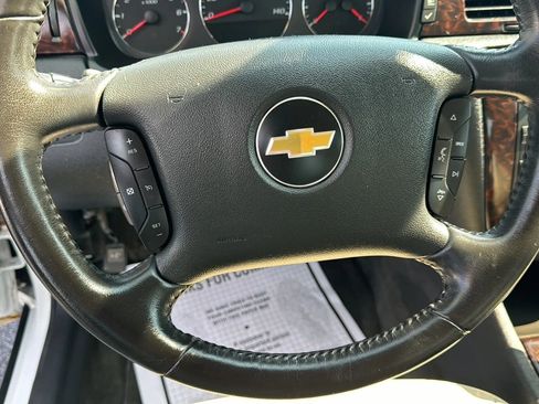 Used 2012 Chevrolet Impala LTZ image 14