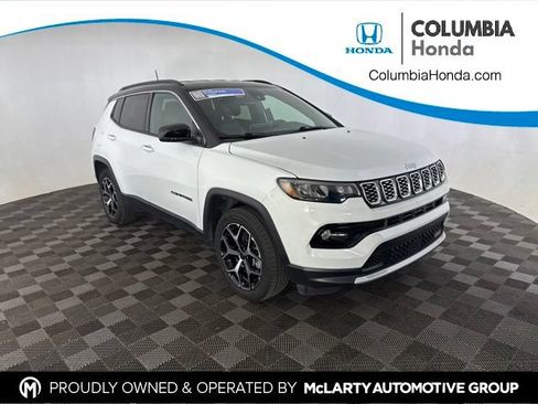 Used 2025 Jeep Compass Limited AWD/4WD image 1
