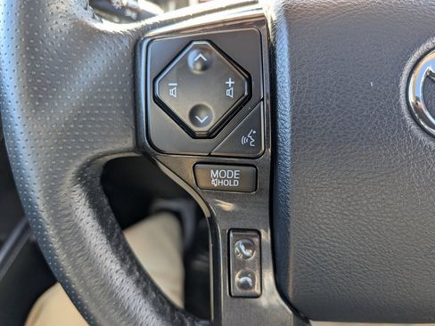 Used 2020 Toyota 4Runner Nightshade image 29