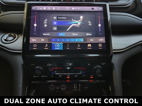 Used 2023 Jeep Grand Cherokee 4xe image 9