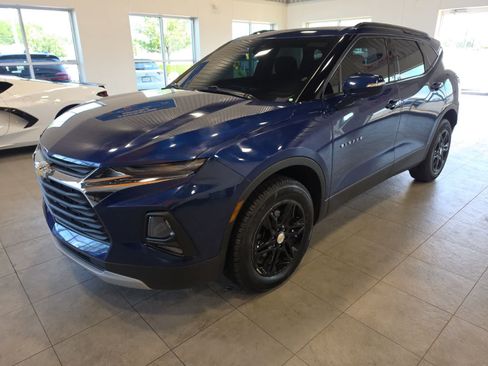 Used 2022 Chevrolet Blazer LT FWD image 1