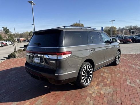 Used 2022 Lincoln Navigator Black Label AWD/4WD image 36