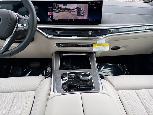 New 2026 BMW X5 xDrive40i w/ Executive Package AWD/4WD image 18