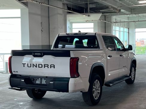 Used 2025 Toyota Tundra SR5 AWD/4WD image 11