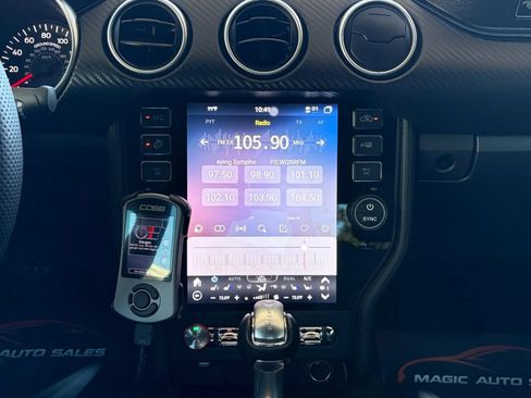 Used 2020 Ford Mustang Coupe RWD image 21