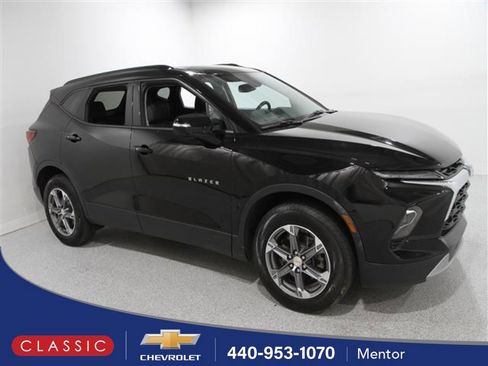 Certified 2023 Chevrolet Blazer LT image 1