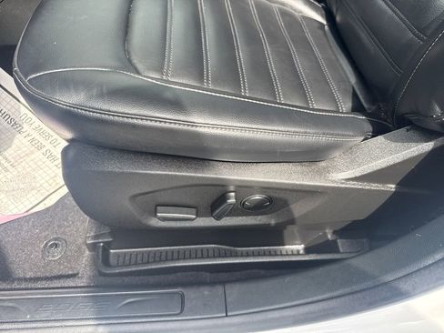 Used 2023 Ford Edge SEL w/ Convenience Package AWD/4WD image 29