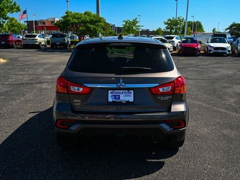 Used 2018 Mitsubishi Outlander Sport LE FWD image 6