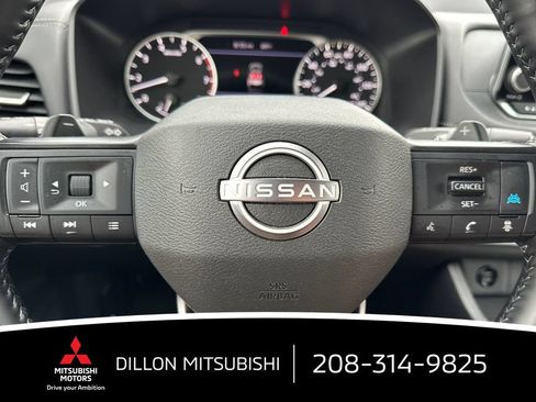 Used 2025 Nissan Rogue SV AWD/4WD image 27