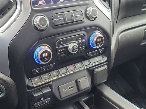 Used 2020 GMC Sierra 1500 SLT w/ SLT Premium Plus Package image 28