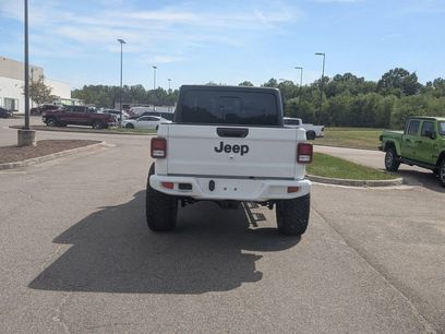New 2026 Jeep Gladiator Sport
