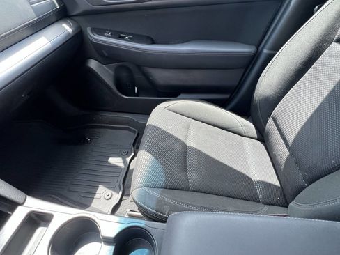 Used 2019 Subaru Outback 2.5i Premium w/ Popular Package #2 image 19